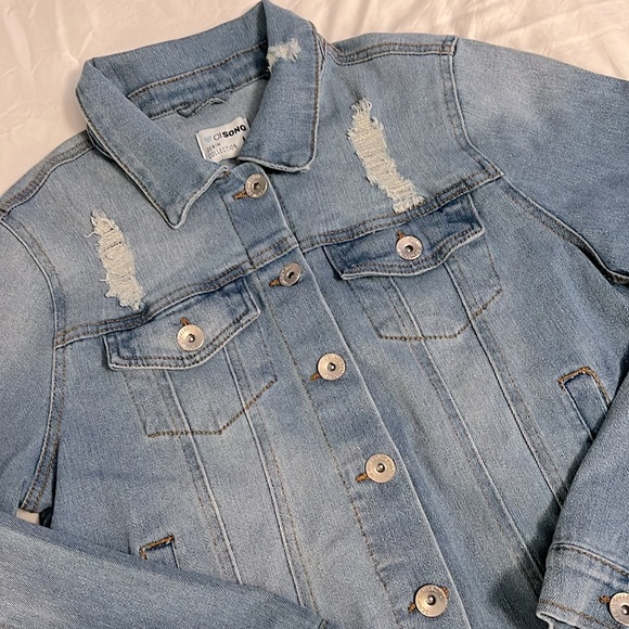 Ci Sono Distressed Denim Jacket - Picture 2 of 6
